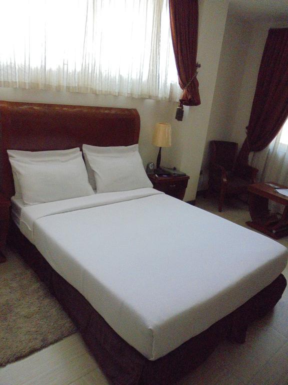Aphrodite International Hotel アジス・アベバ エクステリア 写真